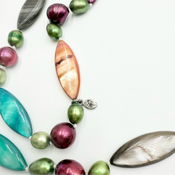 Sally C Treasures SX 925 Dyed Multicoloured Pearls & Mother of Pearl Necklace - Picture 6 of 10